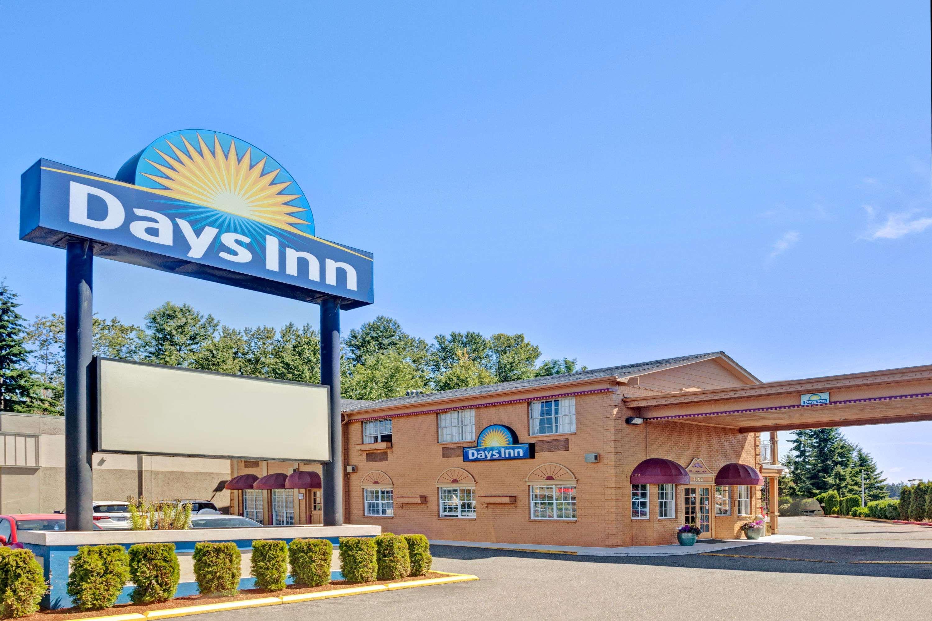 Days Inn By Wyndham Еверетт Екстер'єр фото